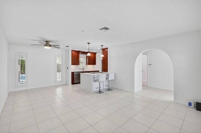 699 NW 16th Avenue, Boca Raton, FL 33486