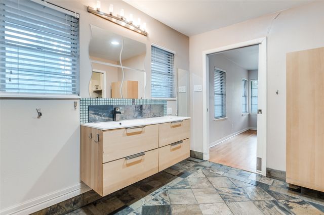 6106 Linden Lane, Dallas, TX 75230