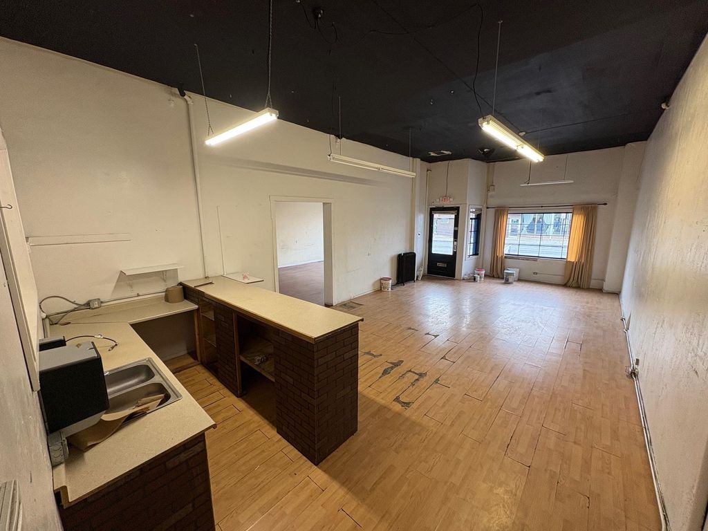 303 W 2nd Ave, Spokane, WA 99201