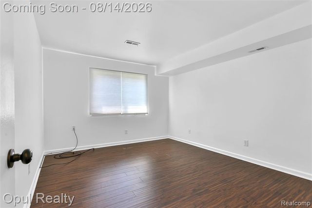 30052 W 12 Mile Road 68, Farmington, MI 48334