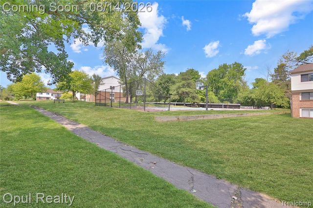 30052 W 12 Mile Road 68, Farmington, MI 48334