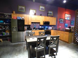 201 Price Road 103, Lexington, KY 40511