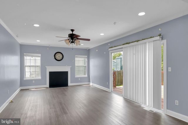 15704 BEAU RIDGE DR, Woodbridge, VA 22193