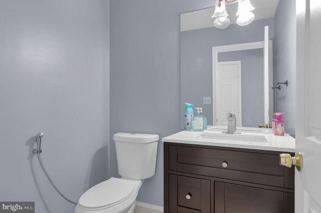 15704 BEAU RIDGE DR, Woodbridge, VA 22193
