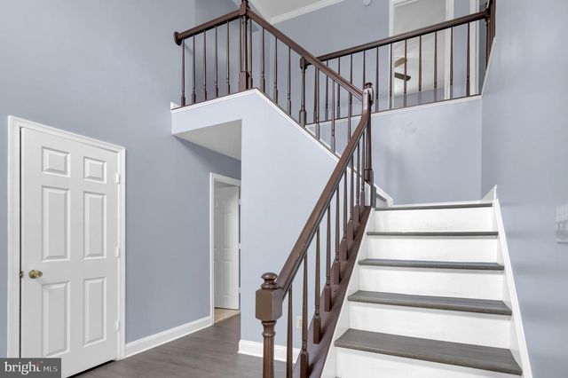 15704 BEAU RIDGE DR, Woodbridge, VA 22193