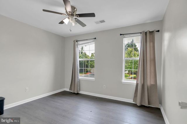 15704 BEAU RIDGE DR, Woodbridge, VA 22193