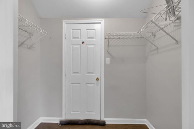 15704 BEAU RIDGE DR, Woodbridge, VA 22193