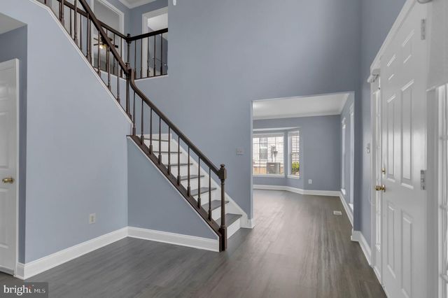 15704 BEAU RIDGE DR, Woodbridge, VA 22193