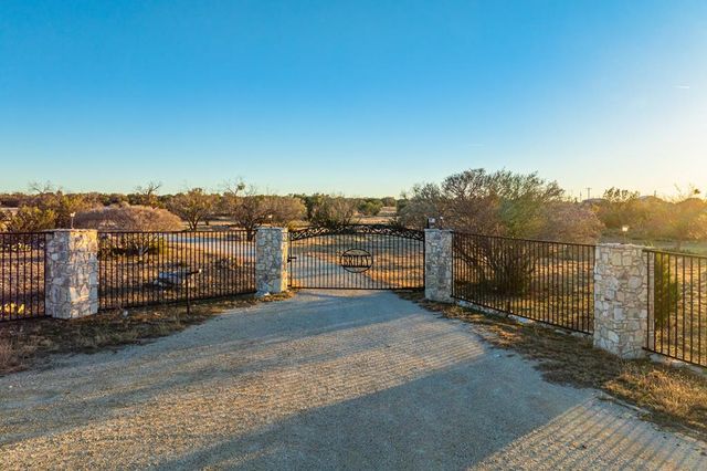 2799 Ridge Lane Rd, Christoval, TX 76935