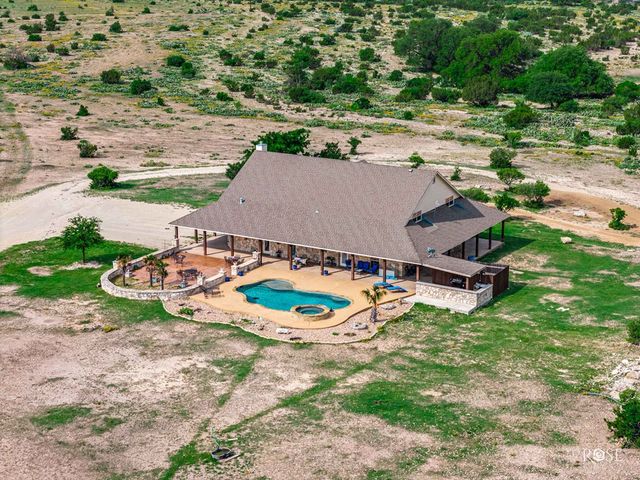 2799 Ridge Lane Rd, Christoval, TX 76935