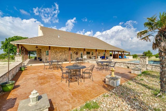 2799 Ridge Lane Rd, Christoval, TX 76935