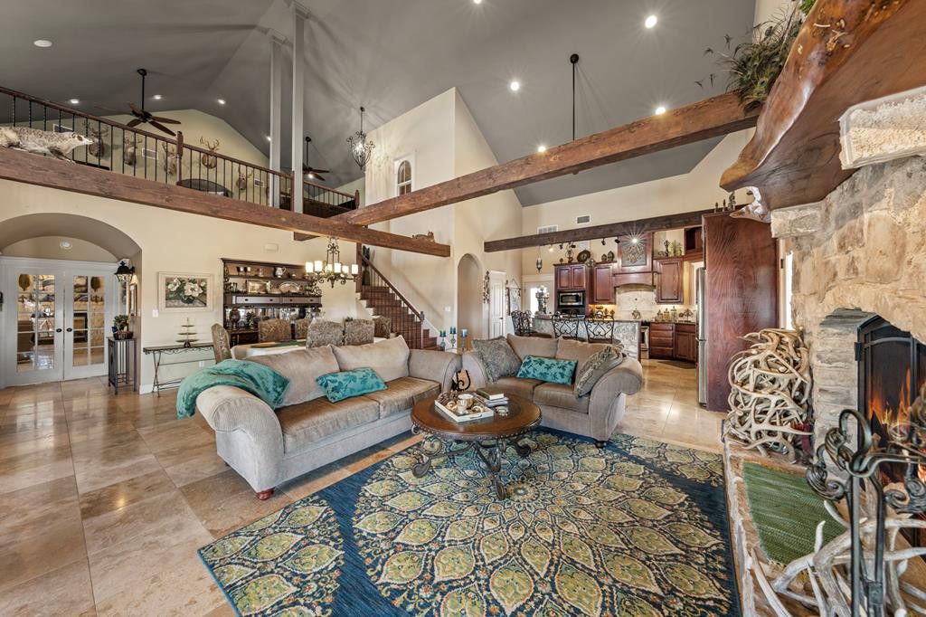 Image 21 of property listing at 2799 Ridge Lane Road, Christoval, TX 76935