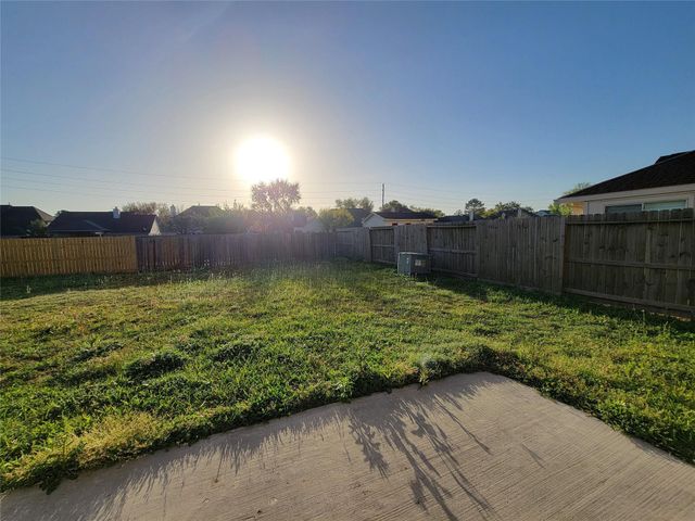 12514 Berry Laurel Lane, Houston, TX 77014