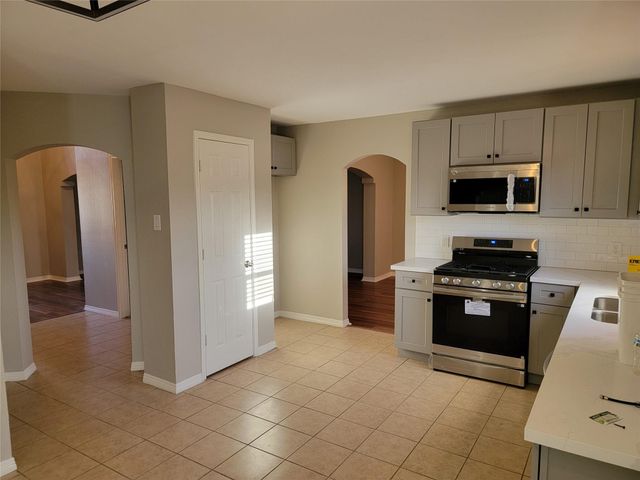 12514 Berry Laurel Lane, Houston, TX 77014