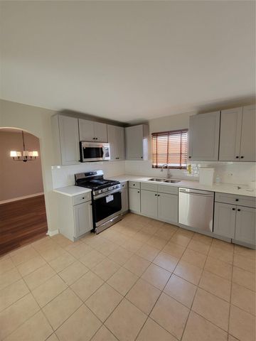 12514 Berry Laurel Lane, Houston, TX 77014
