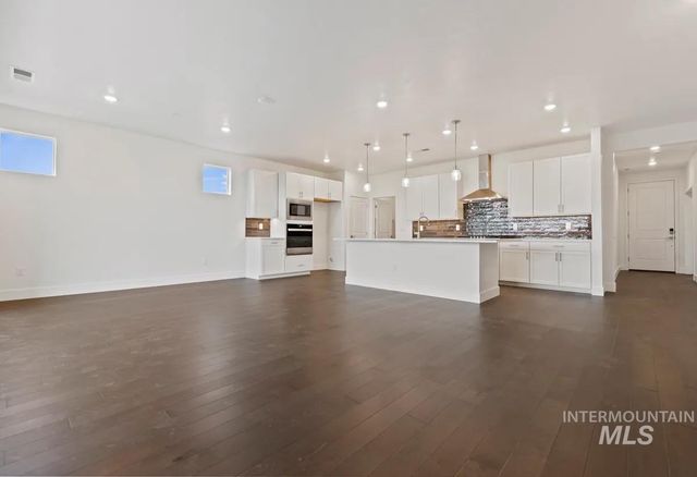 11691 S Glory Ln, Kuna, ID 83634