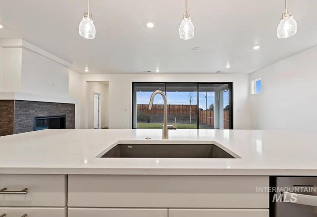 11691 S Glory Ln, Kuna, ID 83634