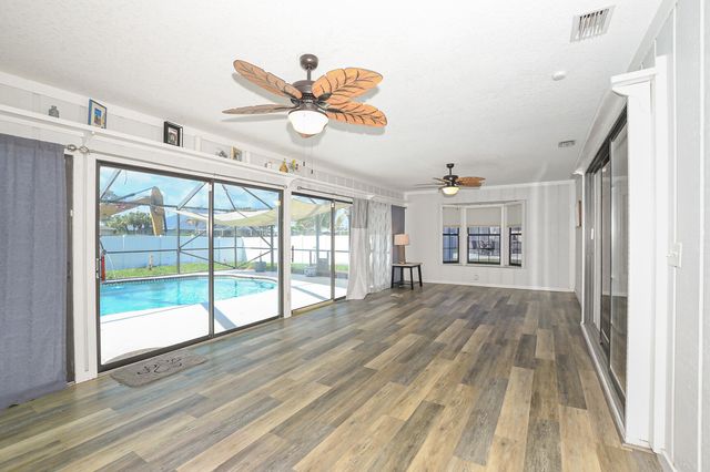 764 SE Evergreen Terrace, Port St. Lucie, Port St Lucie, FL 34983