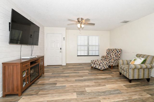 764 SE Evergreen Terrace, Port St. Lucie, Port St Lucie, FL 34983