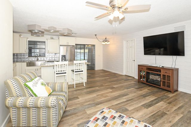764 SE Evergreen Terrace, Port St. Lucie, Port St Lucie, FL 34983
