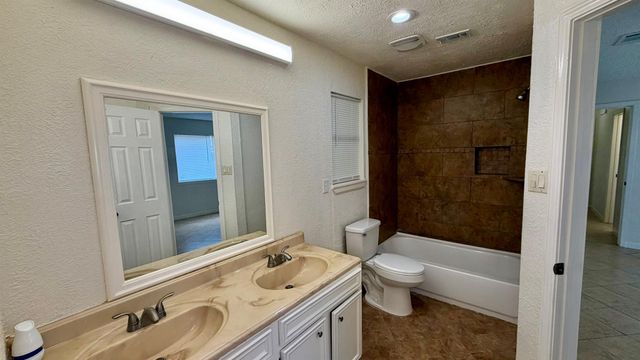 13102 Boyer Lane, Houston, TX 77015