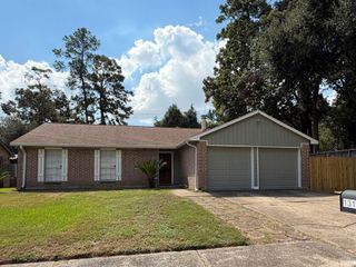 13102 Boyer Lane, Houston, TX 77015