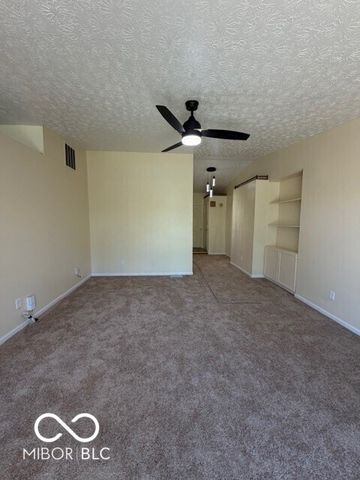 11019 Essen Court, Indianapolis, IN 46235