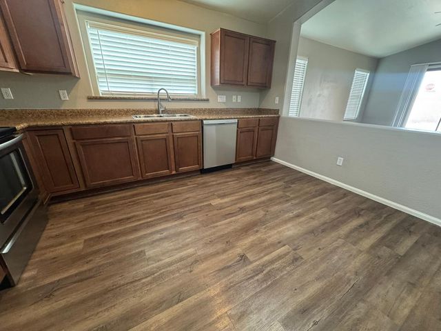 1345 W Corriente Drive, San Tan Valley, AZ 85143
