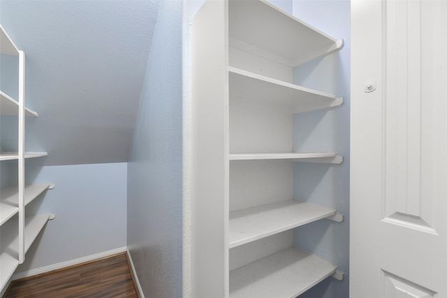 11711 Red Hummingbird Drive, Houston, TX 77047