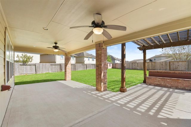 11711 Red Hummingbird Drive, Houston, TX 77047