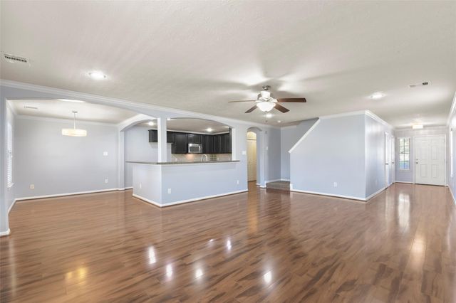 11711 Red Hummingbird Drive, Houston, TX 77047