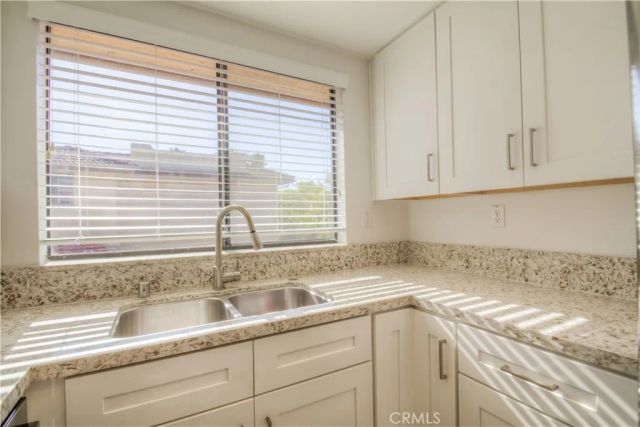 25261 Tanoak, Lake Forest, CA 92630