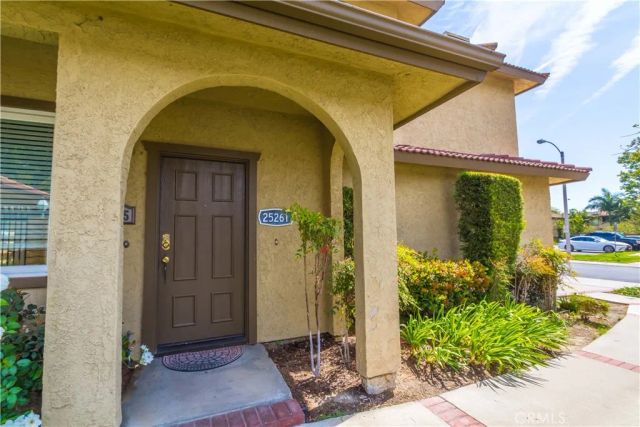 25261 Tanoak, Lake Forest, CA 92630