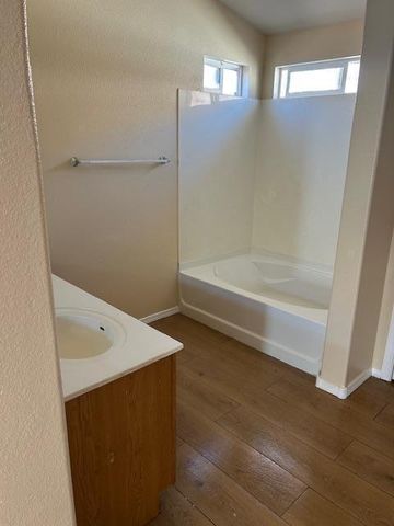 617 Soothing Meadows Drive NE, Rio Rancho, NM 87144