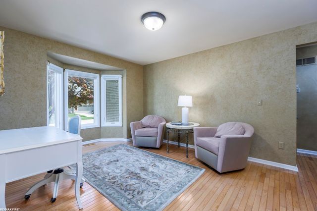 51205 Christine Court, Shelby Twp, MI 48316