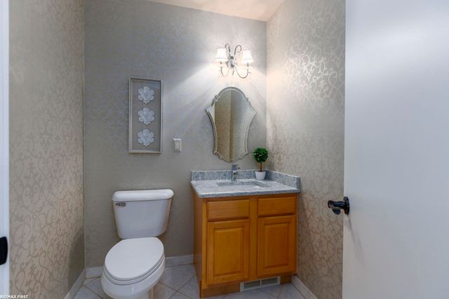 51205 Christine Court, Shelby Twp, MI 48316