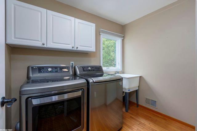51205 Christine Court, Shelby Twp, MI 48316