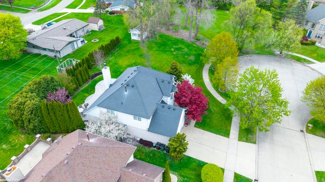 51205 Christine Court, Shelby Twp, MI 48316