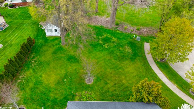 51205 Christine Court, Shelby Twp, MI 48316