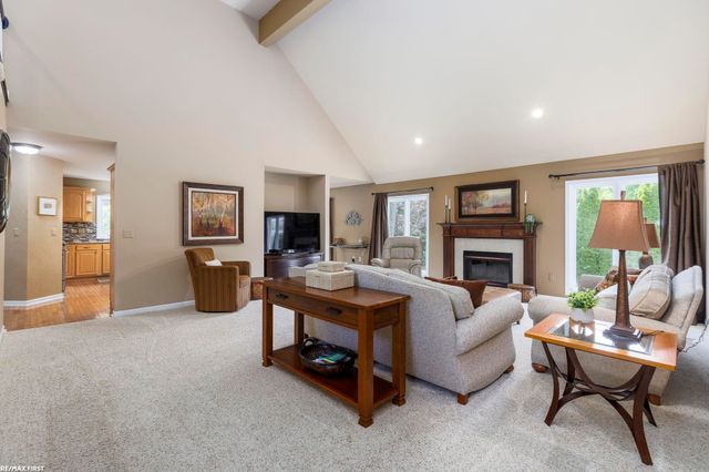 51205 Christine Court, Shelby Twp, MI 48316