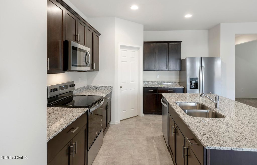 16595 N COMET Trail, Maricopa, AZ 85138 — photo 4
