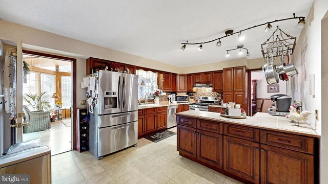100 BROOKFIELD DR, Dover, DE 19901