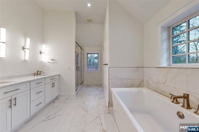 279 Miller Road, Mahwah, NJ 07430