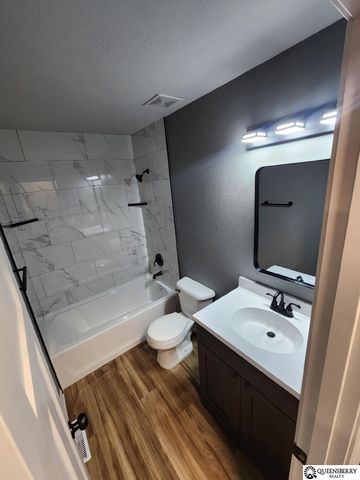 7903 Bartlett Street, Omaha, NE 68122