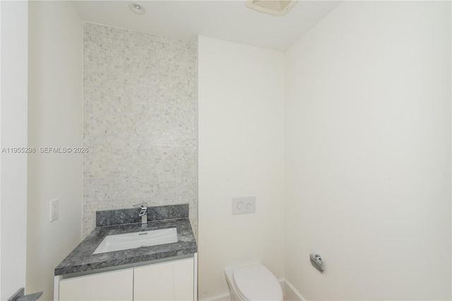 700 NE 26th Ter 903, Miami, FL 33137