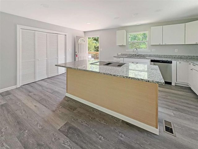 24 George Street, Forsyth, GA 31029