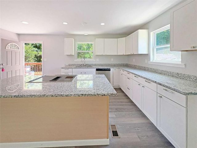 24 George Street, Forsyth, GA 31029