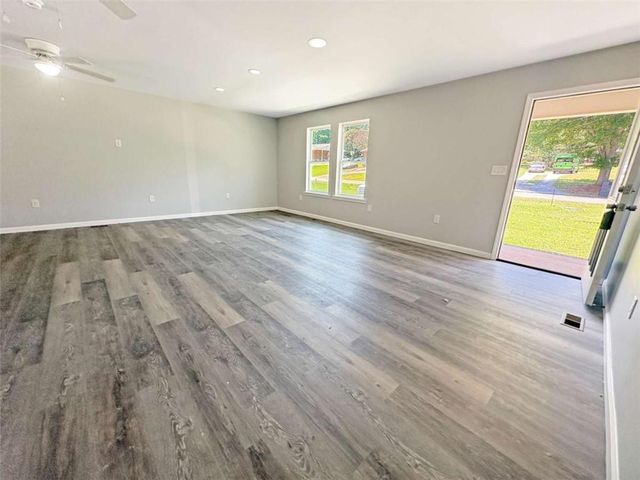 24 George Street, Forsyth, GA 31029