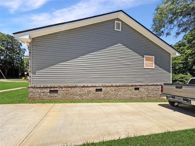 24 George Street, Forsyth, GA 31029