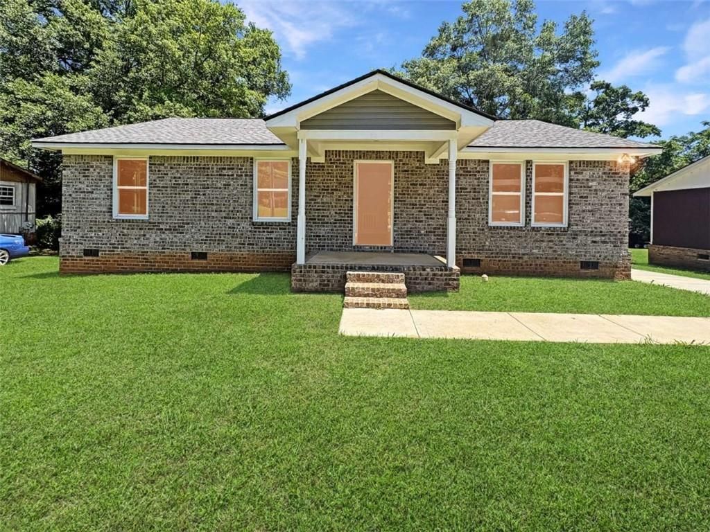 24 George Street, Forsyth, GA 31029